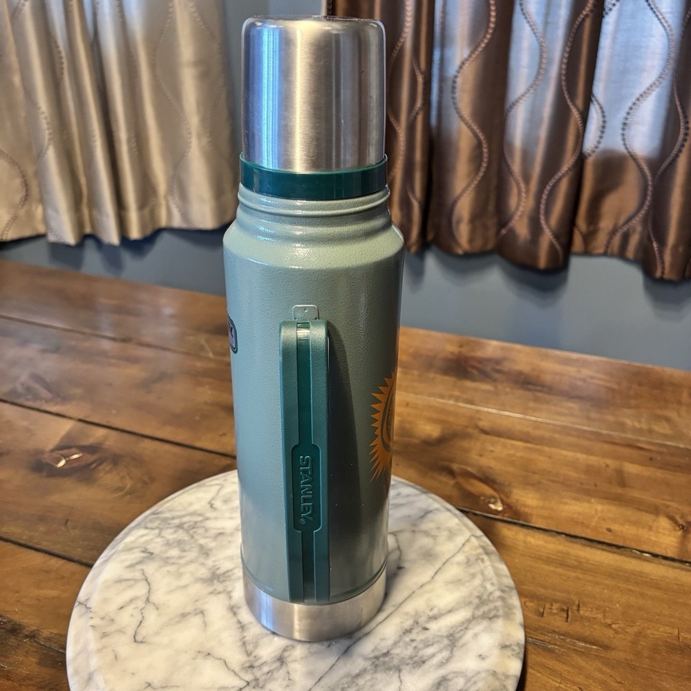 VTG Stanley 1.1‎ Qt Thermos Vacuum Bottle Screw On Cap/Cup Michigan Farm Bureau - Picture 2 of 7